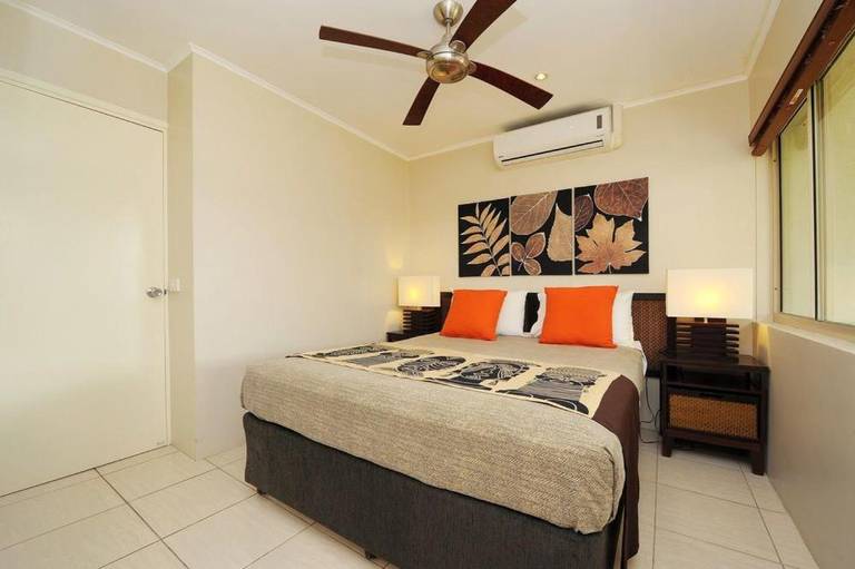 Lagoon Beach Resort Apartments