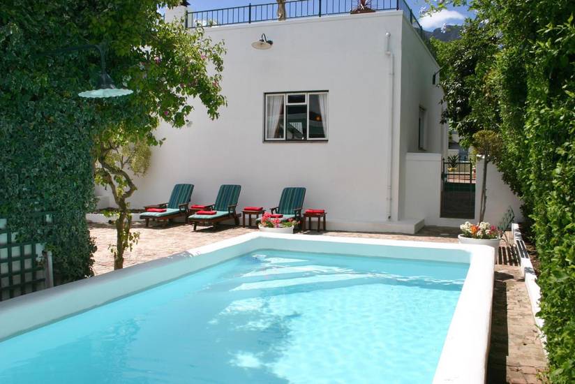 Le Ballon Rouge Guest House 4* ЮАР, Франсхук