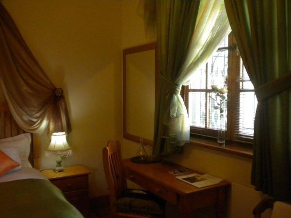 Auberge Alouette Guesthouse