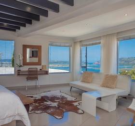 Villa Afrikana Guest Suites в Книсне