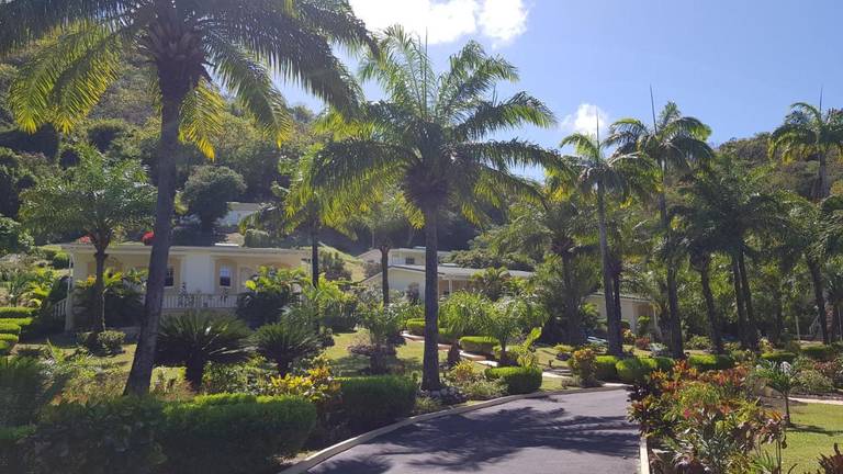 Blue Horizons Garden Resort
