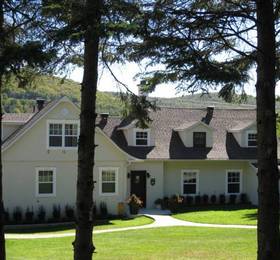 Отдых в Auberge Sous L'Edredon B&B - Канада, Сен-Совер-де-Мон