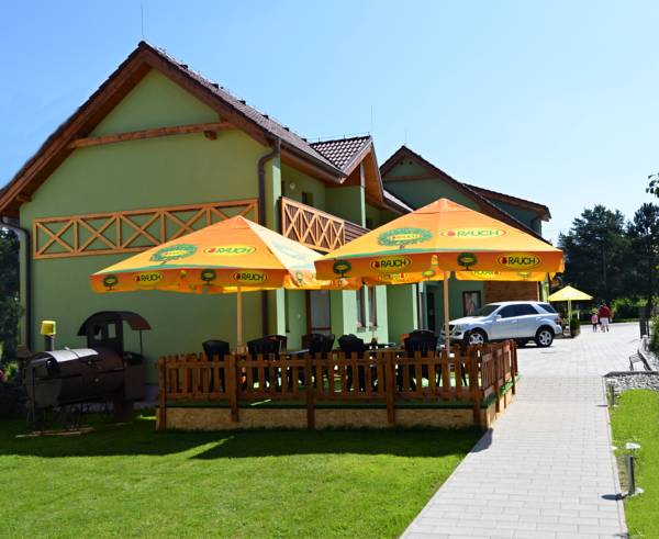 Tatra Pension & Restaurant 3*