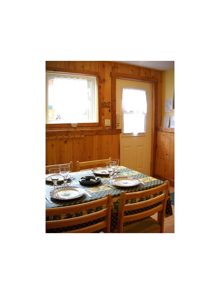 Pine Cones Bed & Breakfast