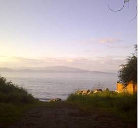 Rathtrevor Beach House B&B в Парксвилле