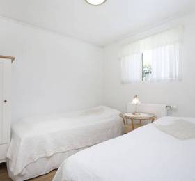 Helguhus B&B and Apartment в Хабнарфьордюре
