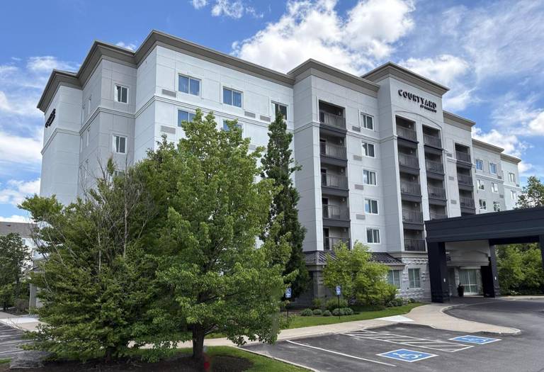 Courtyard Toronto Markham