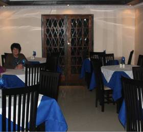 Global Village Guesthouse в Мидранде