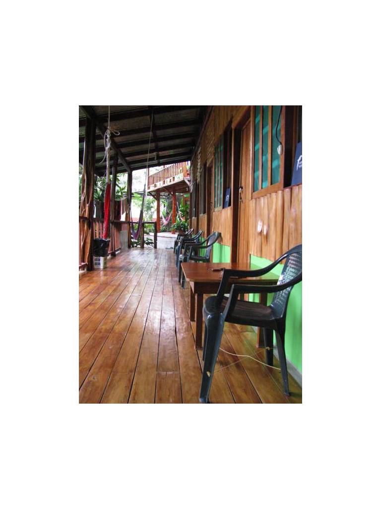 Cabinas Manolo Drake Bay
