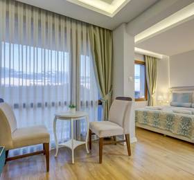 Hanedan Hotel Foca Izmir в Фоче