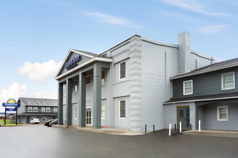 Colonial Inn Saint John