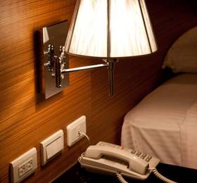 Jun Long Business Hotel в Каушсьюнге