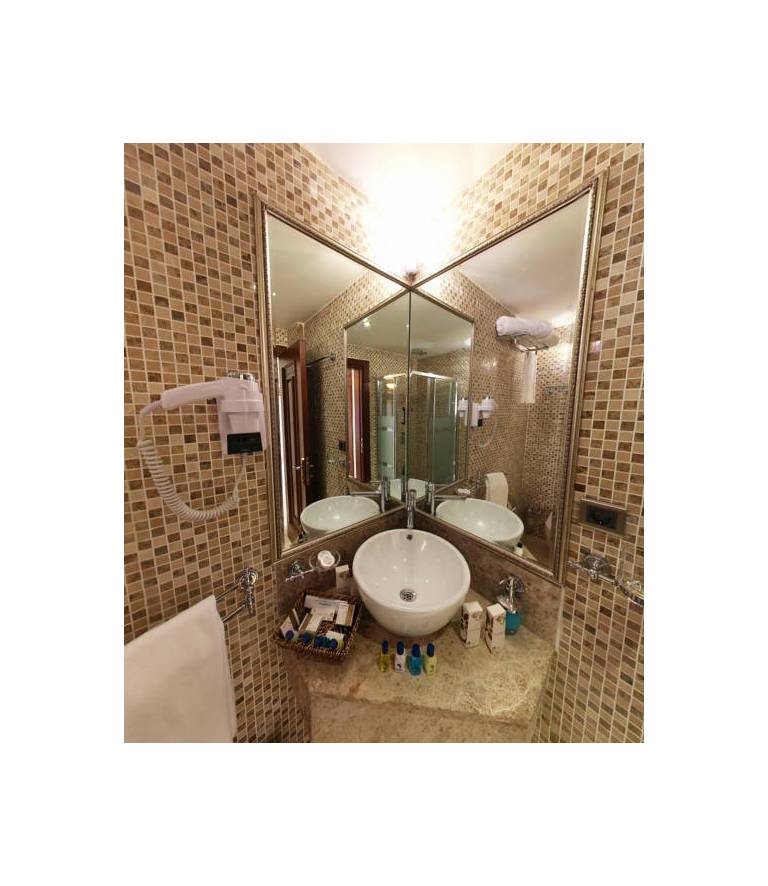 Perlita Marinhan Hotel