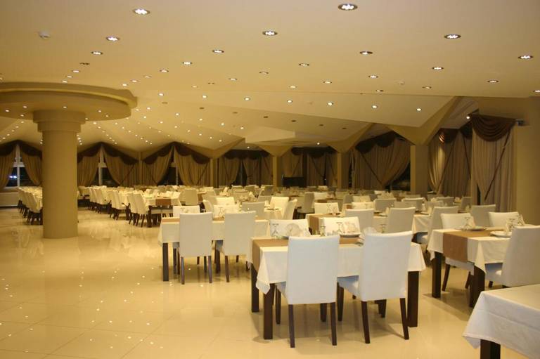 Grand Ahos Hotel & Spa