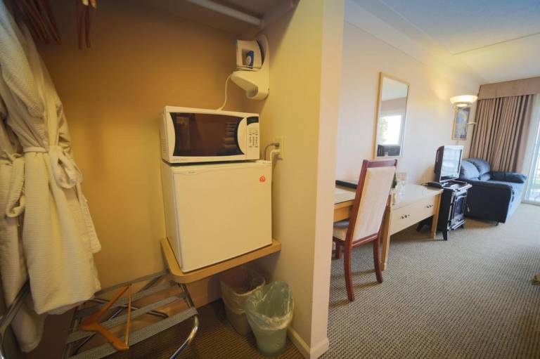 Sidney Waterfront Inn