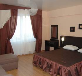 Alex Home Guest House в Небуге