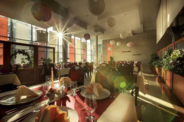 Kupelny Hotel Smaragd 3* Словакия, Дудинце