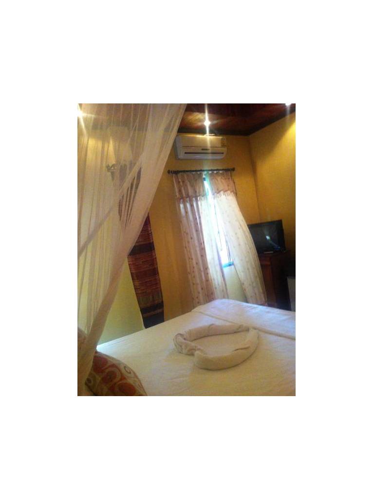 Singharat Guest House