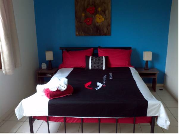 Sandalwood Apartments 4*
