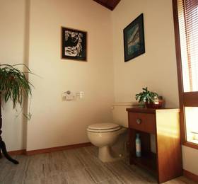 Moon and Sixpence B&B в Юклулете