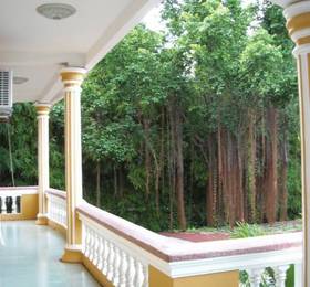 Green Town Guesthouse в Сиемреапе