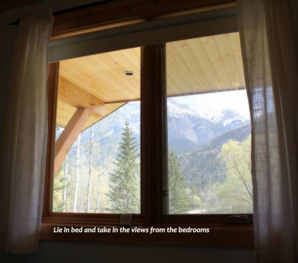Kicking Horse Kabins 4* Канада, Голден