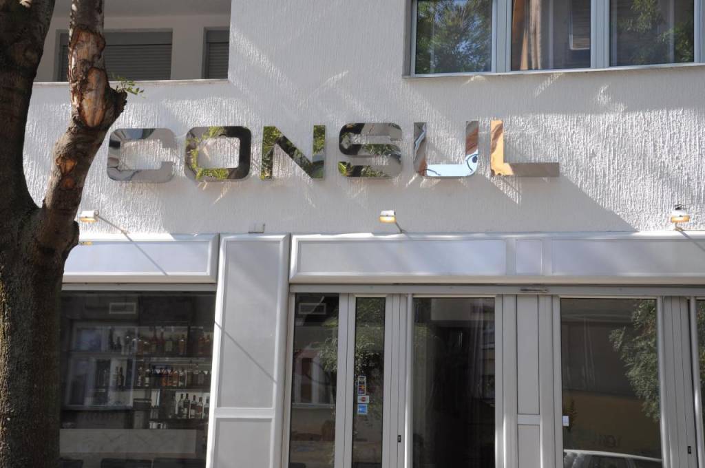 Consul Accommodation 3*
