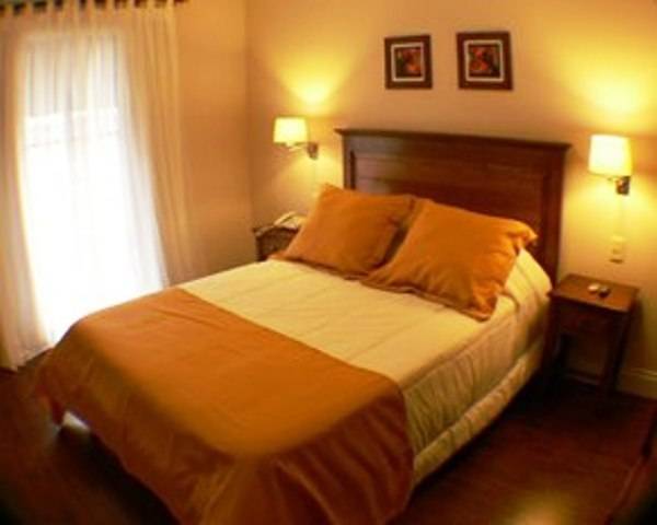 Hotel Ayres Colonia