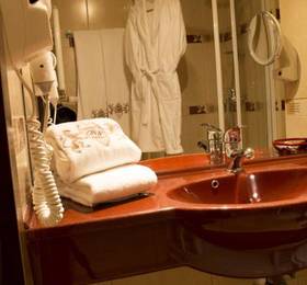 Hotel Prahova Plaza в Плоешти