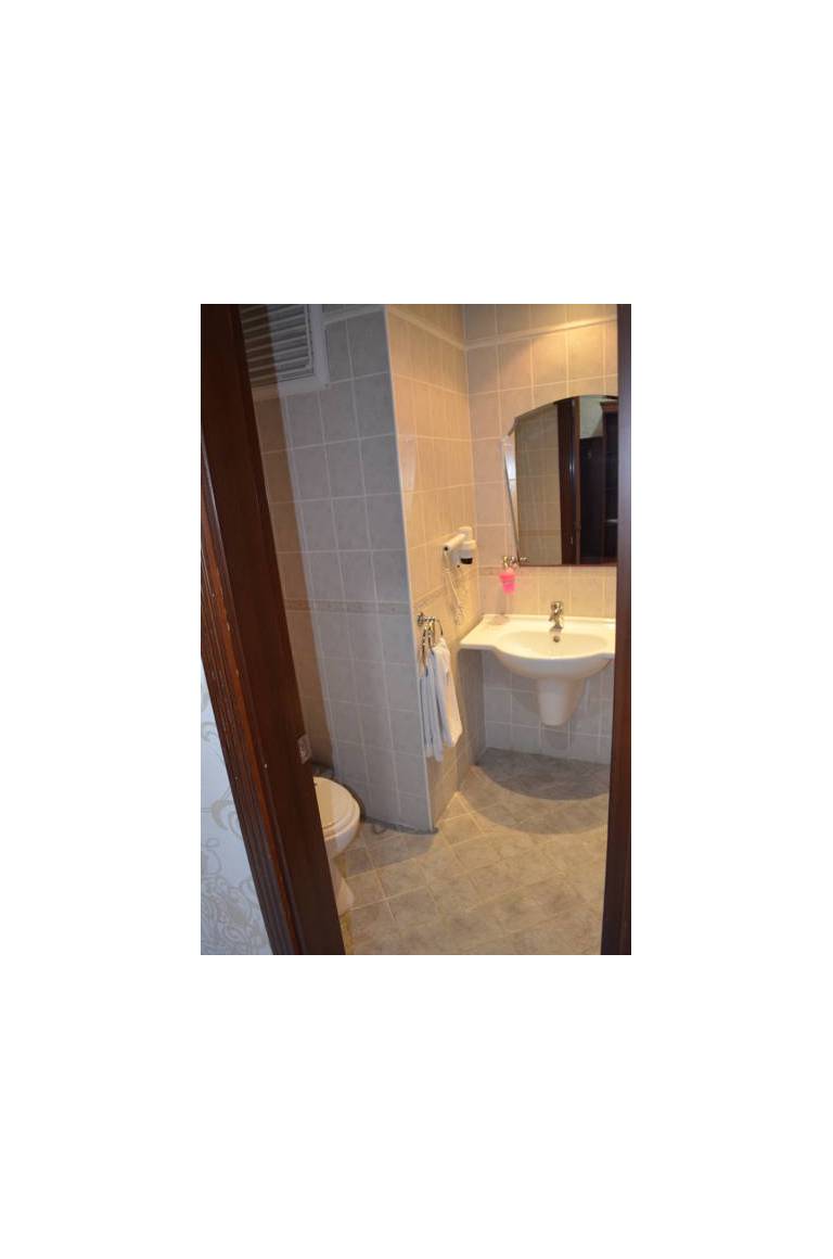 Club Rose Bay Hotel