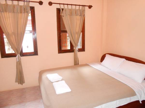 Sengphet Guesthouse 2* Лаос, Луангпхабанг
