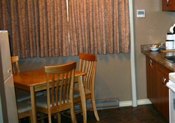 Arbutus Grove Motel