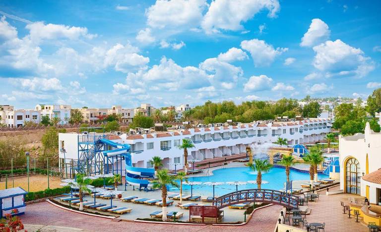 Dreams Vacation Resort