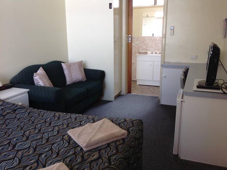 Grand Central Motel