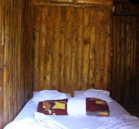 Jungle Bells Hostel в Адрасане