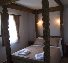 Bozcaada Iris Hotel в Бозджааде