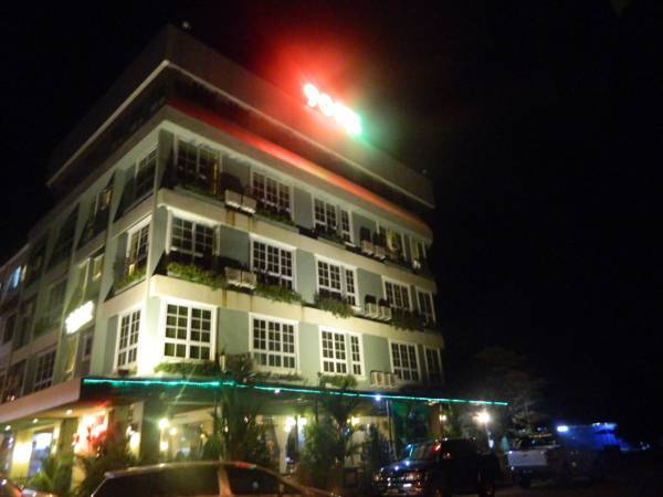 900 Boutique Hotel 2* Малайзия, Бинтулу