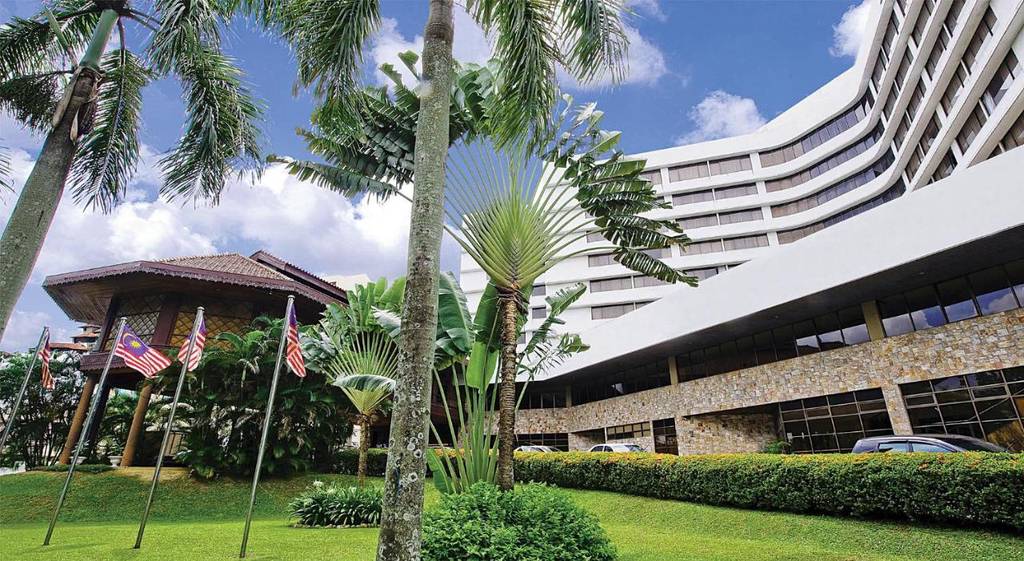 Impiana Hotel Ipoh 4*