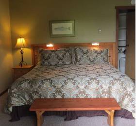 Tofino Swell Lodge в Тофино