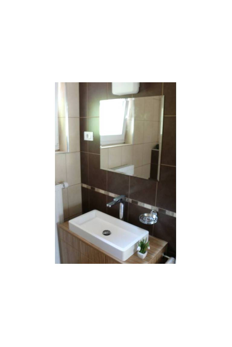 Maline Apartments