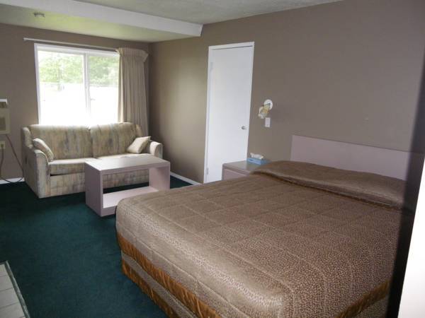 Park Inn - Golden 2* Канада, Голден