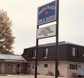 Perth Plaza Motel в Перте