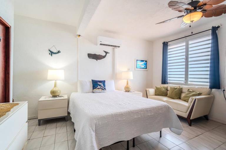 Coconut Palms Inn