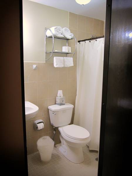S.J. Suites Hotel 2*