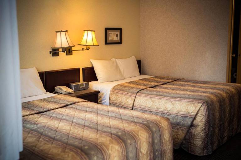Langley Hwy Hotel