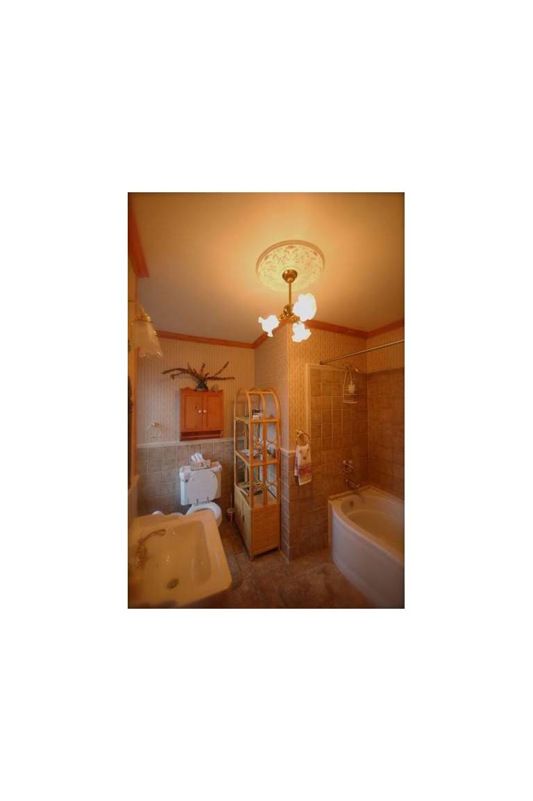 Au Petit Chateau
