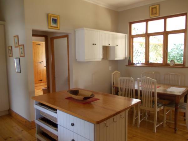 Lavender Cottage 4* ЮАР, Франсхук