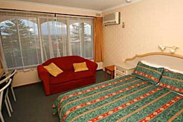 Raglan Motor Inn 3* Австралия, Варрнамбул