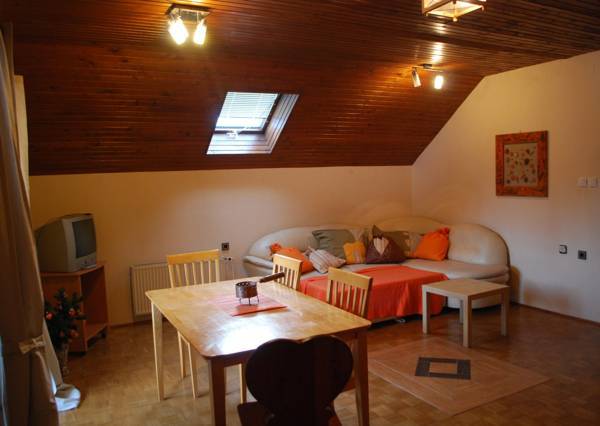 Apartments Trata 3* Словения, Краньска Гора