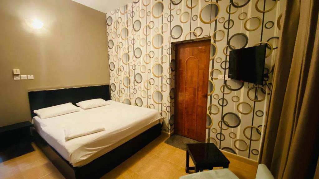 Al Multaqa Hotel 1*